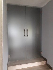 porte battenti vetro porta battente va e vieni vetro satinato porte vetro udine pordenone treviso venezia (11) 